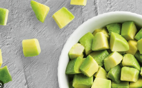 Aguacate procesado 2025: guacamole domina EE. UU., mientras pulpa e IQF se consolidan en Europa y Asia