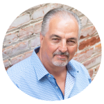 California avocado market: the importance of harvesting strategy